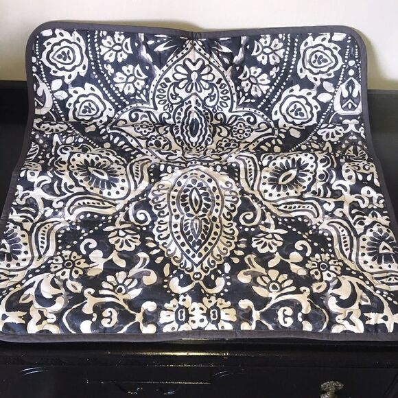Pottery barn teen photo sample mystic medallion comforter euro sham - Picture 1 of 6